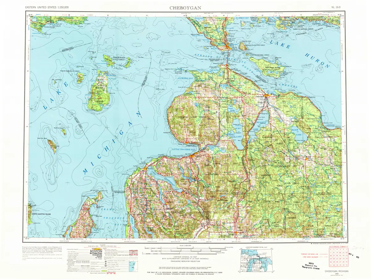 Printed color topographic map showing water bodies, terrain, roads, settlements, and a marginal legend.
